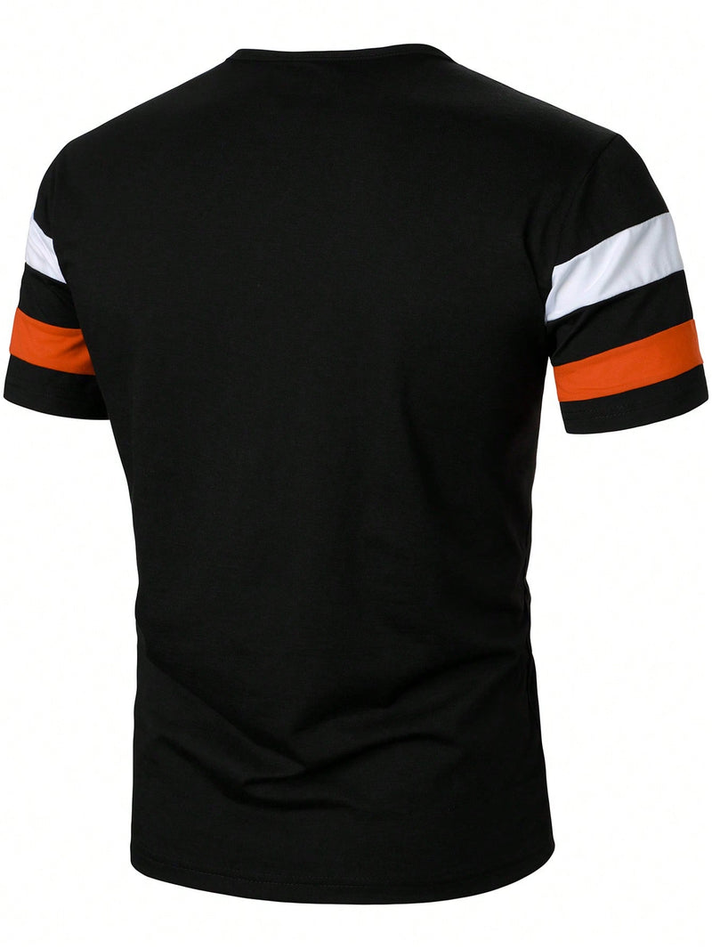 Camiseta de rayas con cuello en V