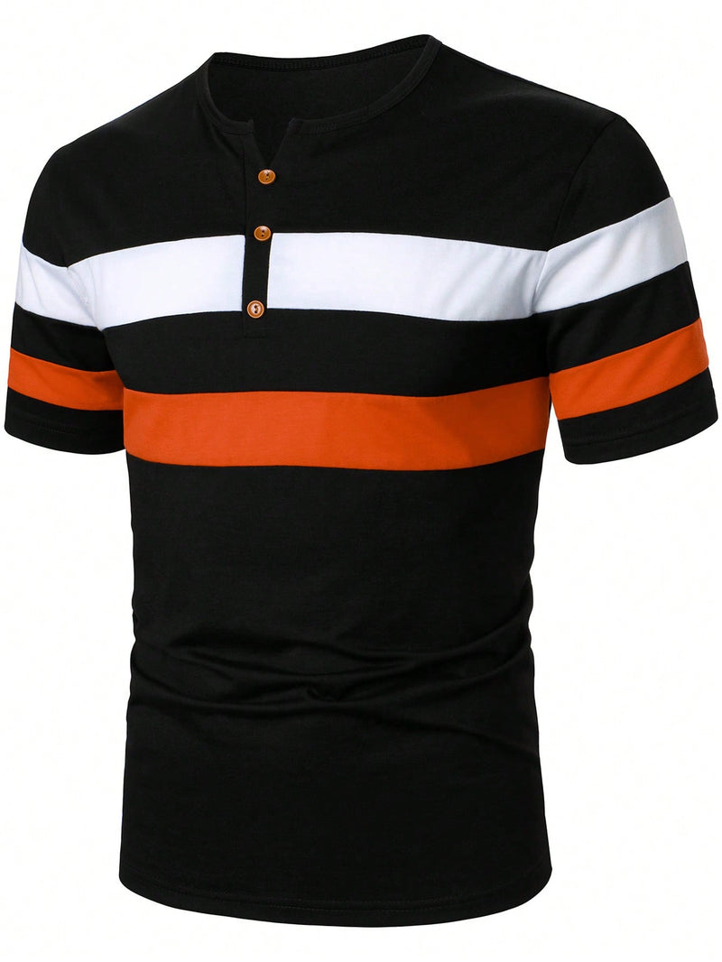 Camiseta de rayas con cuello en V