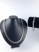 Conjunto irrompible: collar y pulsera de acero