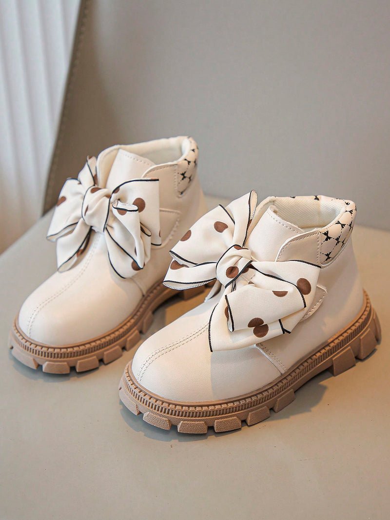 Botas negras para niñas, cómodas y de moda
