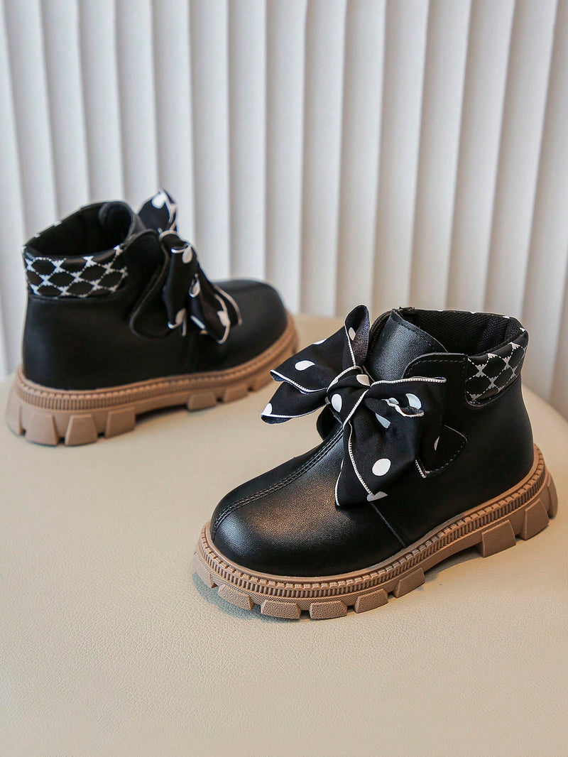 Botas negras para niñas, cómodas y de moda