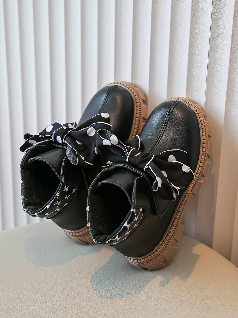 Botas negras para niñas, cómodas y de moda