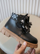 Botas negras para niñas, cómodas y de moda