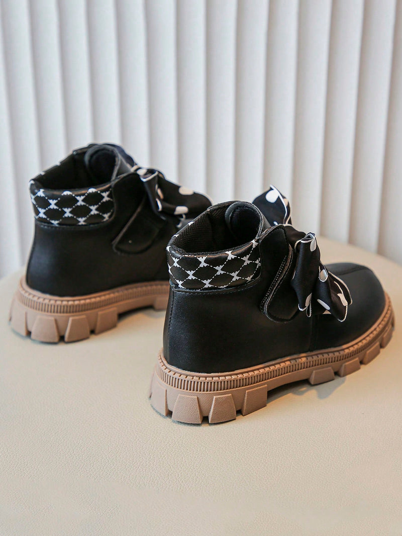 Botas negras para niñas, cómodas y de moda