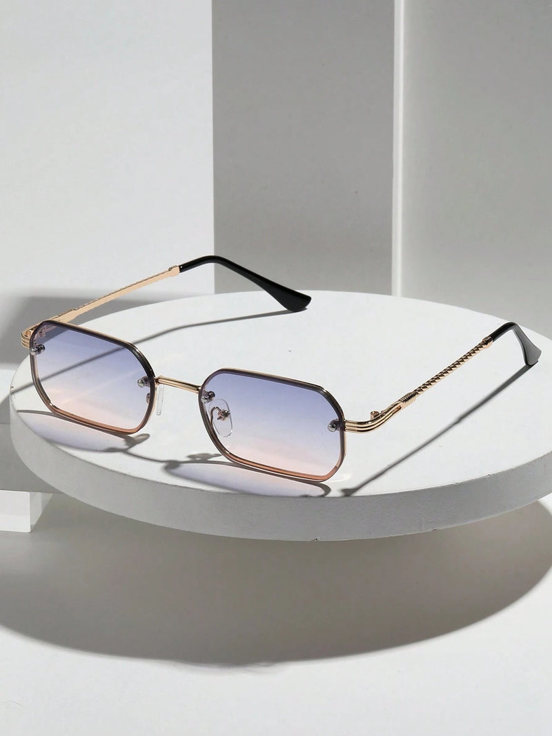 1 Piece Retro Square Black Glasses with Caramel Lens and Copper Frame Mini Classic Fashion Y2K, Suitable for Daily Wear, Photography, Vacation, Travel (Includes Glasses Case, Cleaning Cloth, Lanyard)