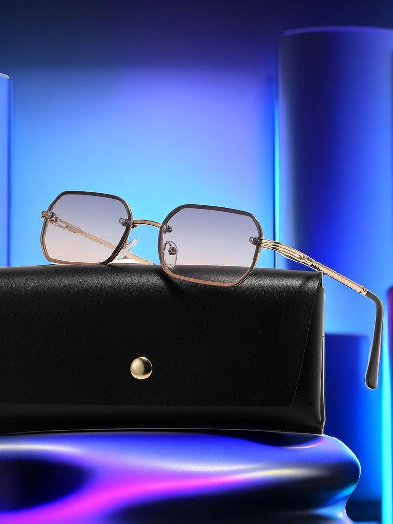 1 Piece Retro Square Black Glasses with Caramel Lens and Copper Frame Mini Classic Fashion Y2K, Suitable for Daily Wear, Photography, Vacation, Travel (Includes Glasses Case, Cleaning Cloth, Lanyard)