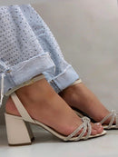 Sandália Feminina Branco Off Tiras de Strass Off Salto 7cm