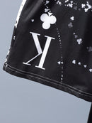 Conjunto de camiseta negra de manga corta con estampado de espadas y pantalones cortos para adolescente