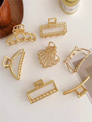 ✨ Fashionable women's hair clips ✨ in metal, claw style, in 🥇 gold and 🥈 silver colors, with geometric design 🔶