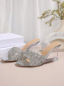 Sandália Cristal – Salto Transparente com Strass e Estilo Noite