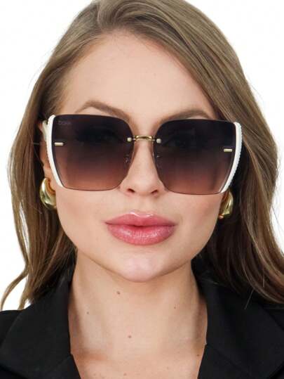 Gafas de sol cuadradas elegantes para mujer con protección UV400