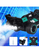 El coche de Fórmula 1 recargable a control remoto emite humo