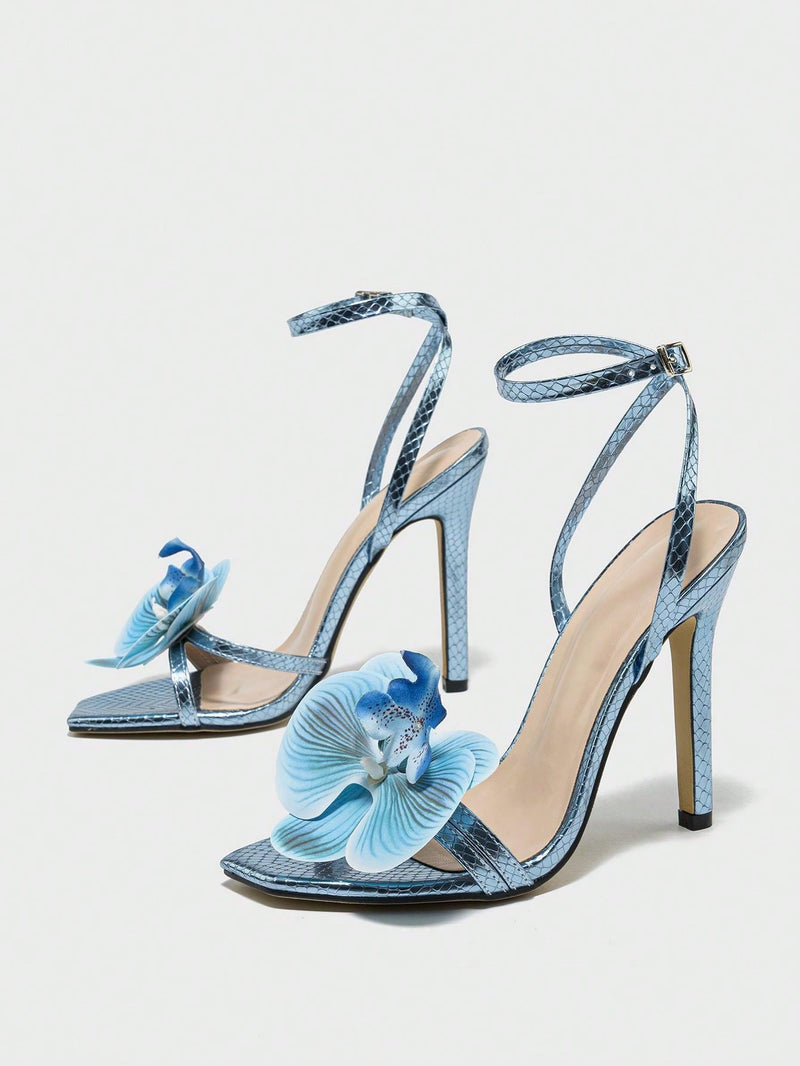 Sandalias de tacón alto para mujer de exterior de primavera/verano de alta calidad y elegantes, estilo discoteca, finas y puntiagudas con brillo metálico en estampado de serpiente azul claro, elegantes y sexys con tiras.