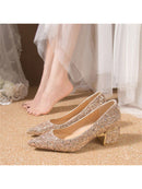 Zapatos de punta puntiaguda con lentejuelas