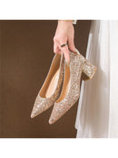 Zapatos de punta puntiaguda con lentejuelas