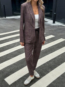 Terno Feminino em Xadrez