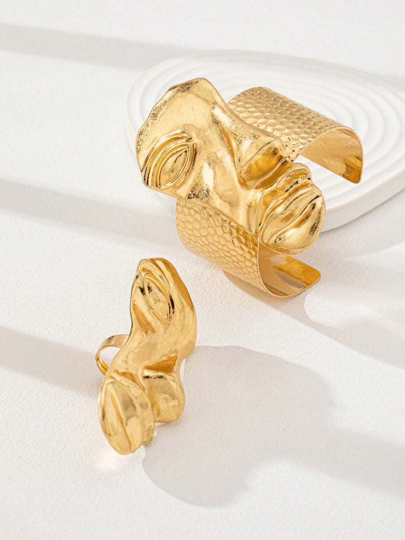 Conjunto de joyas de oro con diseño de máscara facial abstracta, pulsera y anillo anchos, conjunto de joyas de oro para mujer, conjunto de pulsera y anillo metálico extragrande, conjunto de anillo y pulsera a juego