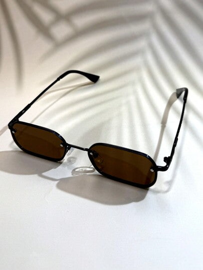 Gafas cuadradas retro negras con lentes color caramelo y montura de cobre, minigafas clásicas de moda Y2K, ideales para uso diario, fotografía, vacaciones y viajes (incluye estuche, paño de limpieza y cordón).