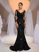 Vestido Preto em Renda – Costas Abertas, Manga Longa e Bordado Floral