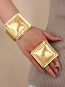 Conjunto de joyas de oro con diseño de máscara facial abstracta, pulsera y anillo anchos, conjunto de joyas de oro para mujer, conjunto de pulsera y anillo metálico extragrande, conjunto de anillo y pulsera a juego