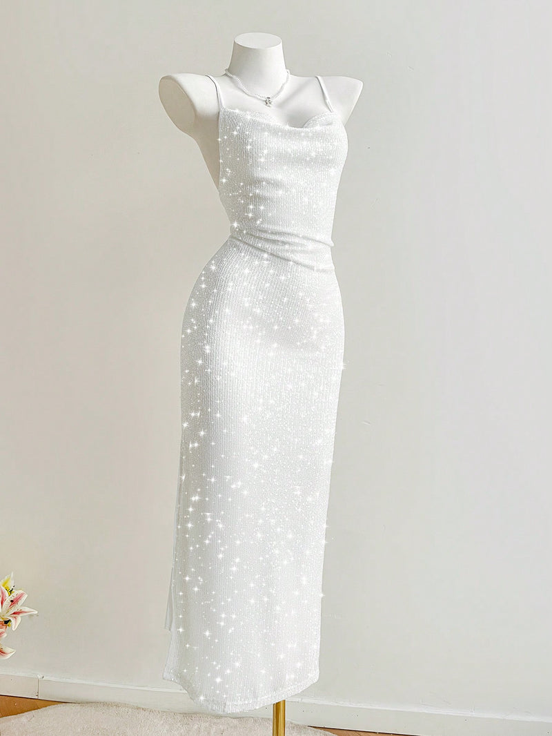 Vestido com Alça Sequinada – Sofisticação em Cor Sólida