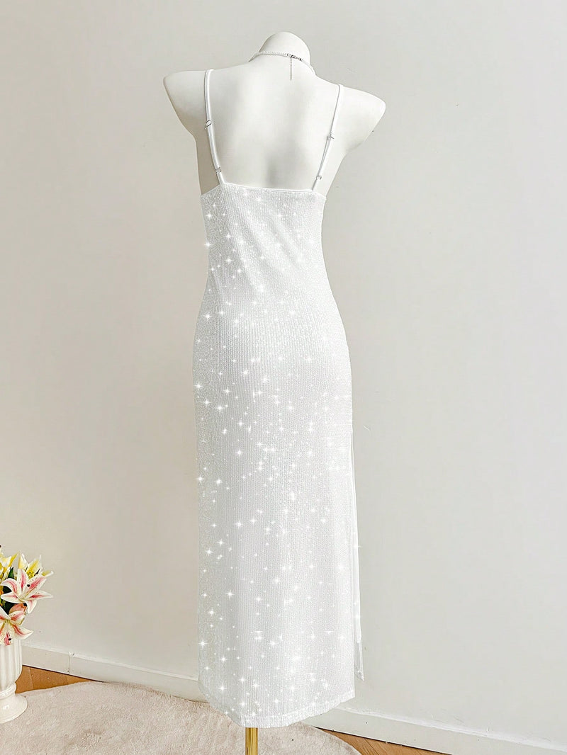 Vestido com Alça Sequinada – Sofisticação em Cor Sólida