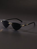 TriVision – Fashionable Black Triangular Glasses for Summer