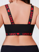 Kit 3 Sutiãs Plus Size – Sem Arame, com Estampa de Corações e Frases Delicadas