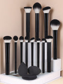 15 Pieces Makeup Brush Set, Including Powder Brush, Blush Brush, Highlighter Brush, Eyeshadow Brush, Eyelash Brush, Eyeliner Brush, Angled Makeup Sponge, Round Makeup Sponge, Round Powder Puff, Round Powder Puff