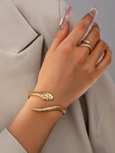 Conjunto de joyas de oro con diseño de máscara facial abstracta, pulsera y anillo anchos, conjunto de joyas de oro para mujer, conjunto de pulsera y anillo metálico extragrande, conjunto de anillo y pulsera a juego